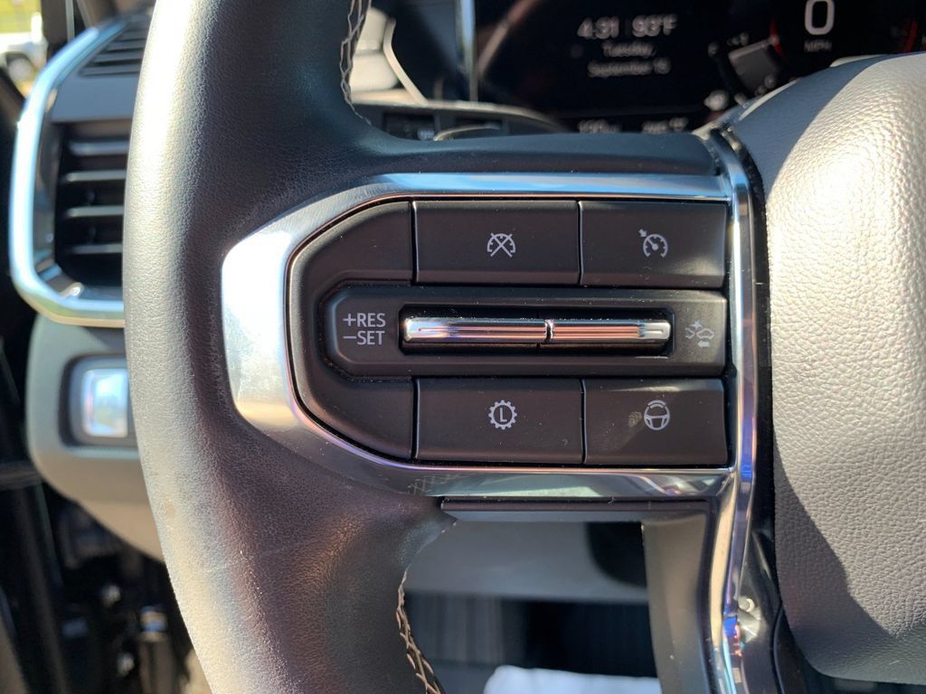 Used 2025 GMC Acadia Denali w/ Super Cruise Package AWD/4WD image 28