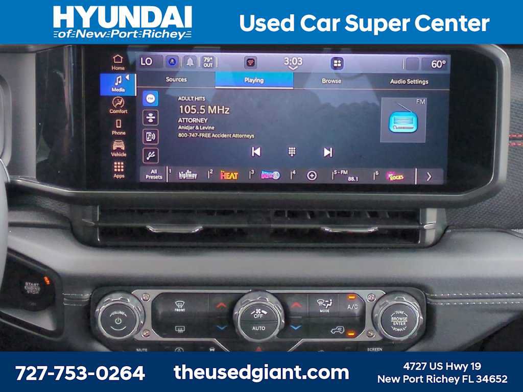 Used 2026 Jeep Wrangler Unlimited Rubicon AWD/4WD image 19