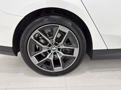 Used 2026 BMW 530i xDrive w/ Premium Package image 44