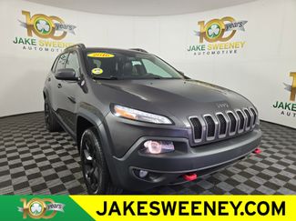 Used 2016 Jeep Cherokee Trailhawk w/ Comfort/Convenience Group image 1