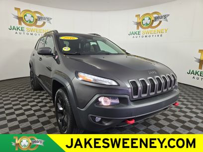 Used 2016 Jeep Cherokee Trailhawk w/ Comfort/Convenience Group