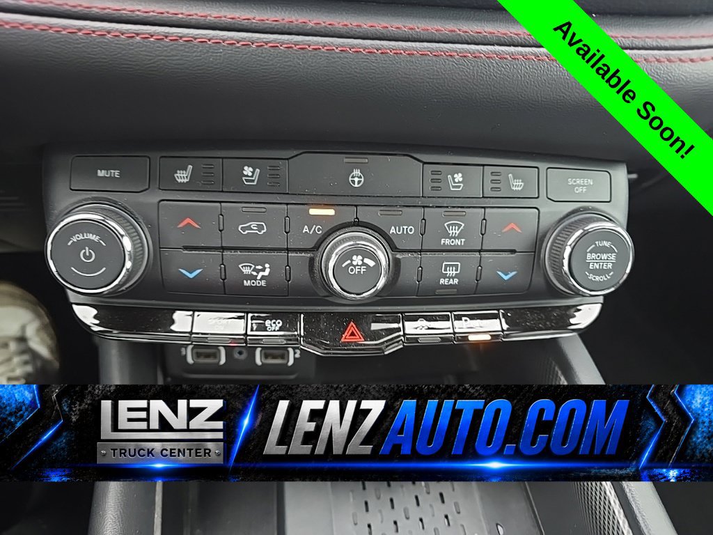 Used 2025 Dodge Durango R/T AWD/4WD image 25