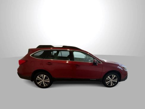 Used 2018 Subaru Outback 3.6R Limited image 9