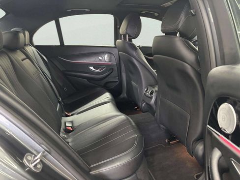 Used 2017 Mercedes-Benz E 300 4MATIC image 18