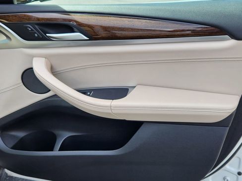 Used 2019 BMW X3 xDrive30i w/ Premium Package image 16