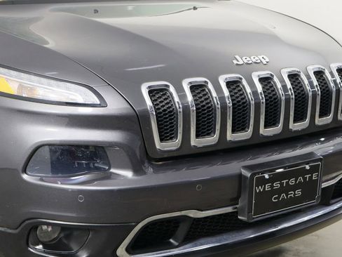Used 2016 Jeep Cherokee Limited w/ Luxury Group image 40