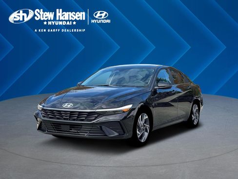 New 2026 Hyundai Elantra Limited FWD image 1