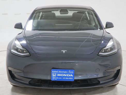 Used 2022 Tesla Model 3 Long Range image 2