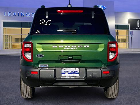 New 2025 Ford Bronco Sport Outer Banks w/ Outer Banks Tech Package+ AWD/4WD image 4