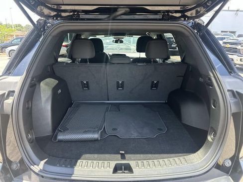 Used 2025 Chevrolet Equinox LT AWD/4WD image 14