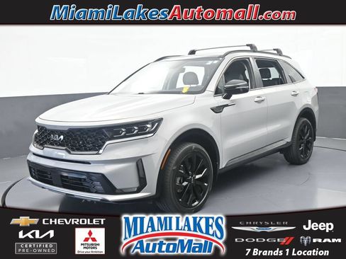 Used 2022 Kia Sorento SX AWD/4WD image 1