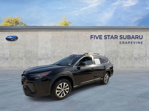 Used 2025 Subaru Outback Premium image 4