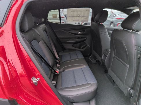 New 2026 Buick Envista Preferred FWD image 24