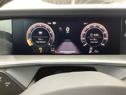 New 2026 Volkswagen Tiguan SE FWD image 19