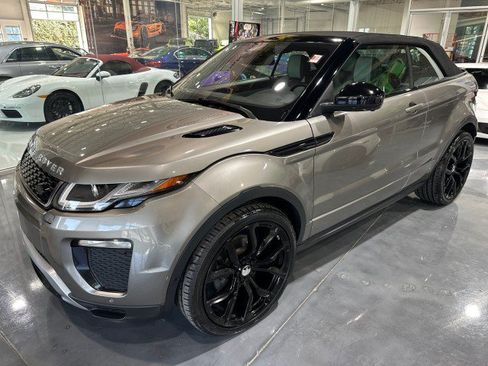 Used 2018 Land Rover Range Rover Evoque HSE Dynamic AWD/4WD image 9