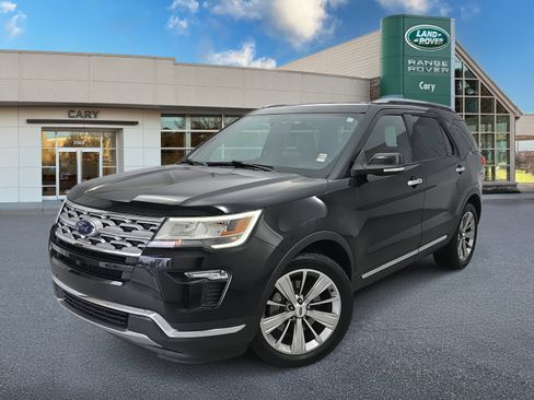 Used 2019 Ford Explorer Limited w/ Class III Trailer Tow Package image 1