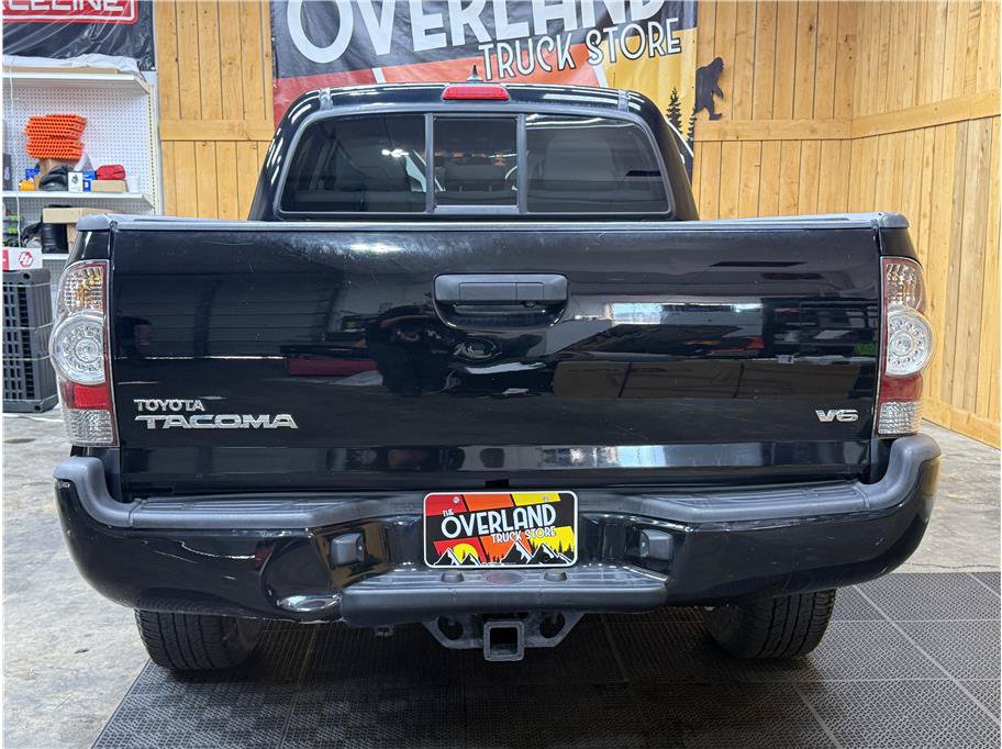 Used 2014 Toyota Tacoma 4x4 Double Cab w/ TRD Sport Package image 7