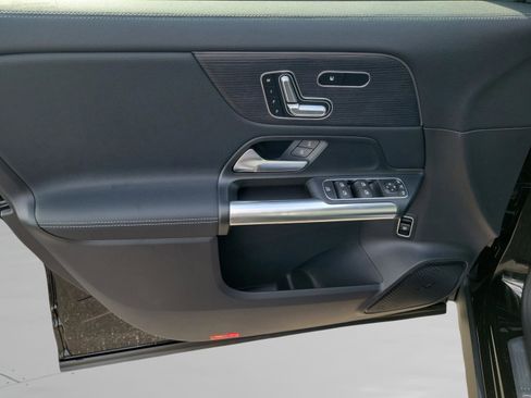 Used 2026 Mercedes-Benz GLA 250 GLA 250 image 16