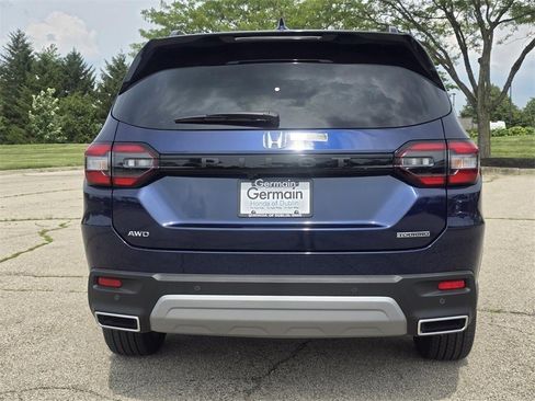 New 2025 Honda Pilot Touring image 16