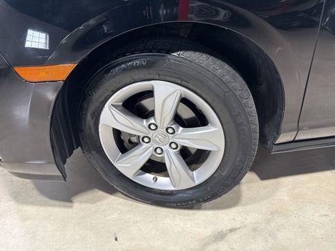 Used 2019 Honda Odyssey EX-L image 2