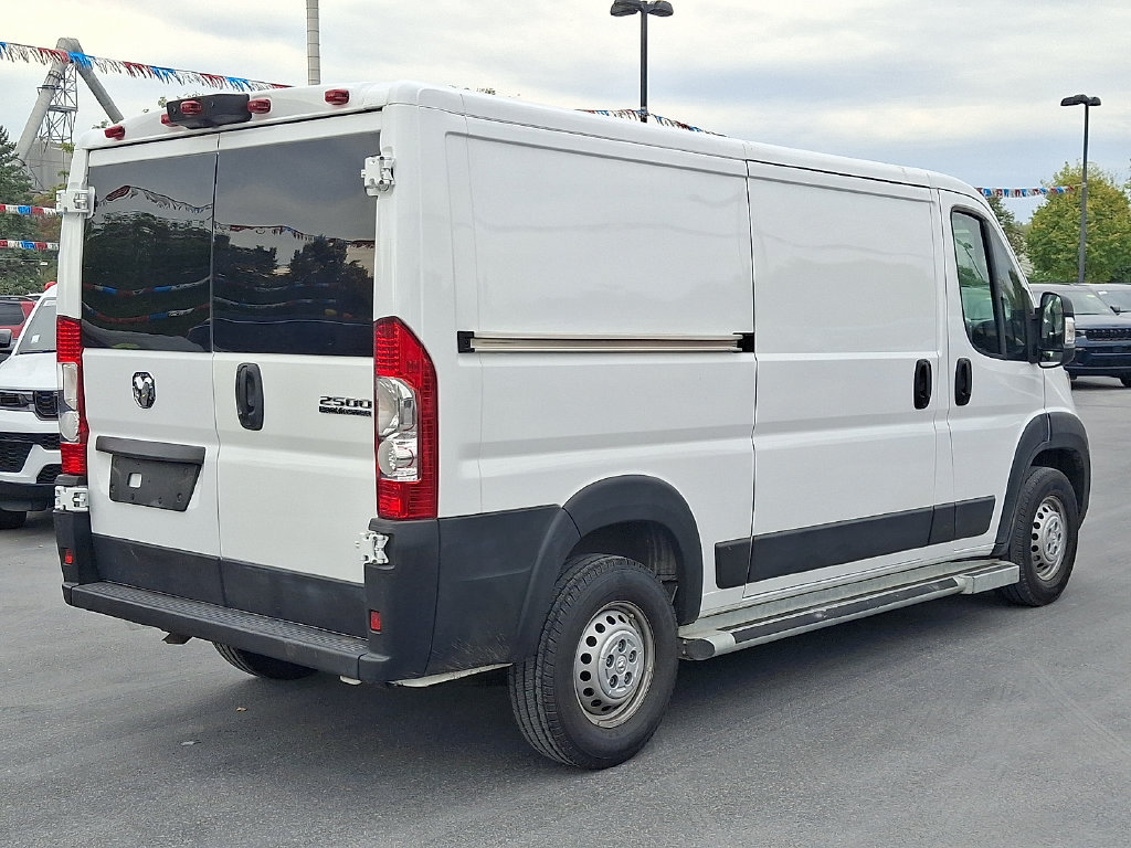 Used 2025 RAM ProMaster 2500 w/ U-Haul Equipment Group FWD image 6