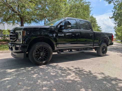 Used 2020 Ford F350 Lariat AWD/4WD image 3