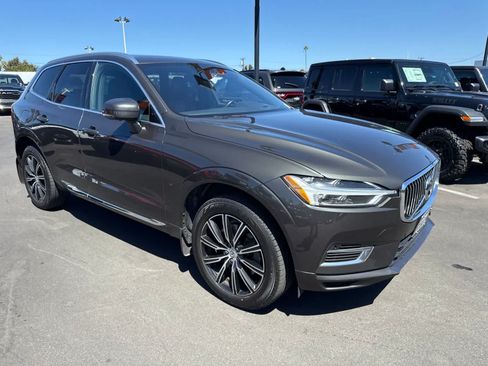 Used 2021 Volvo XC60 T8 Inscription AWD/4WD image 12