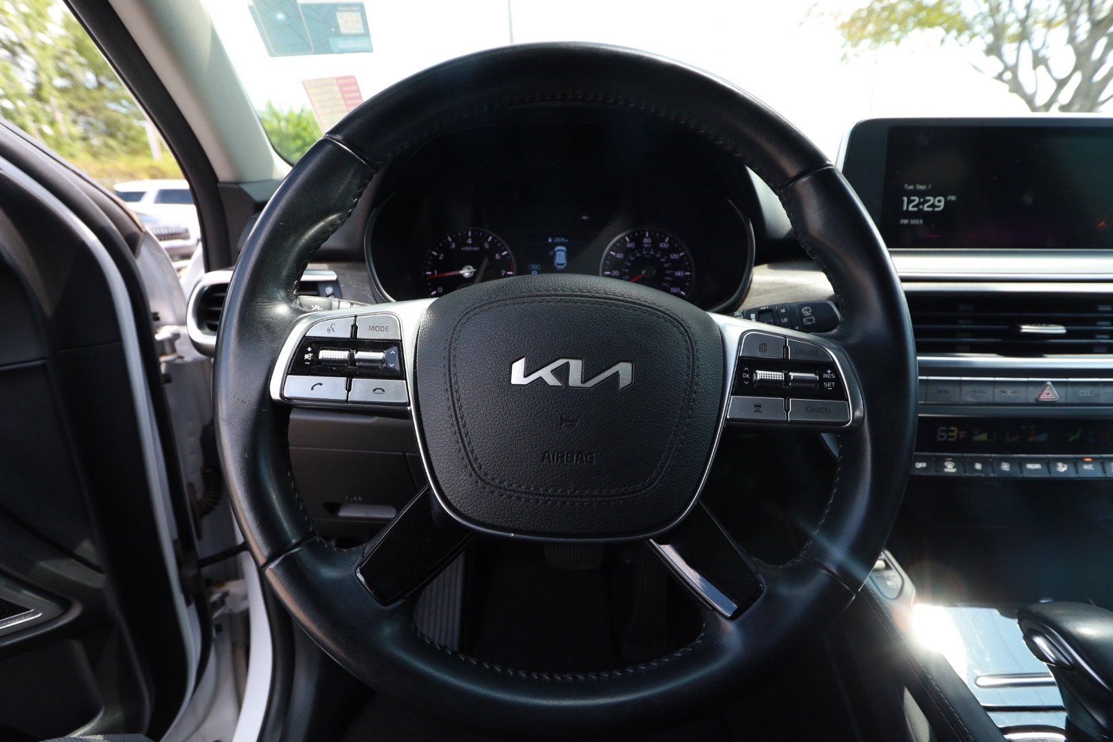 Used 2022 Kia Telluride EX w/ EX Premium Package FWD image 10