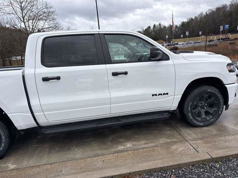 New 2026 RAM 1500 Express AWD/4WD image 4