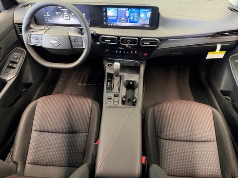New 2026 Nissan Sentra SR w/ SR All Weather Package FWD image 3