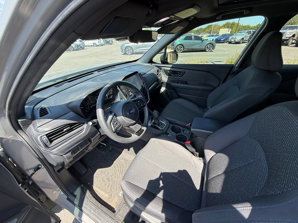 Used 2025 Subaru Forester Premium w/ Convenience Package #1 AWD/4WD image 8