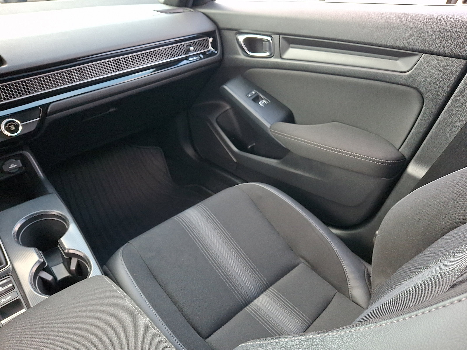 Used 2024 Honda Civic Sport image 15