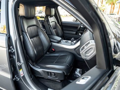 Used 2020 Land Rover Range Rover Sport HSE image 26