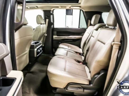 Used 2021 Ford Expedition Max XLT image 28