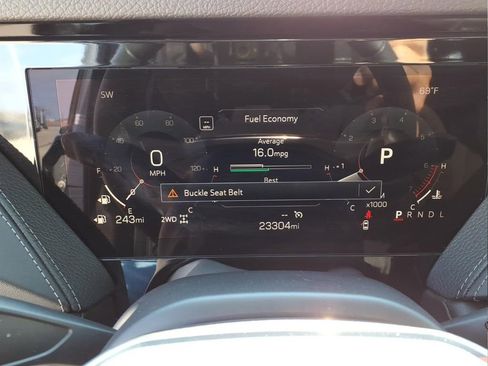 Used 2025 GMC Yukon Denali image 23