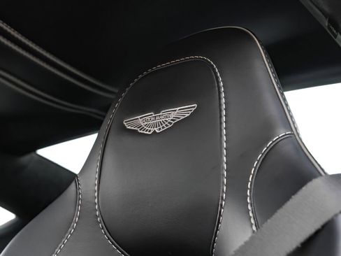 Used 2016 Aston Martin Vanquish Coupe RWD image 32