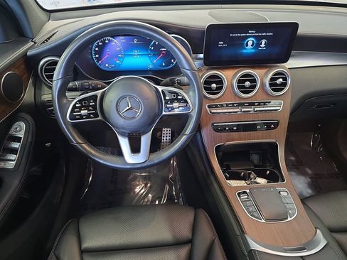 Certified 2022 Mercedes-Benz GLC 300 4MATIC image 19