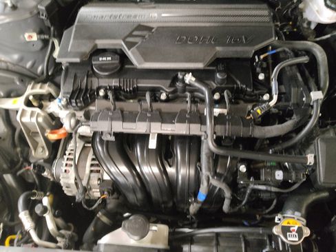 Used 2024 Hyundai Elantra Limited FWD image 30