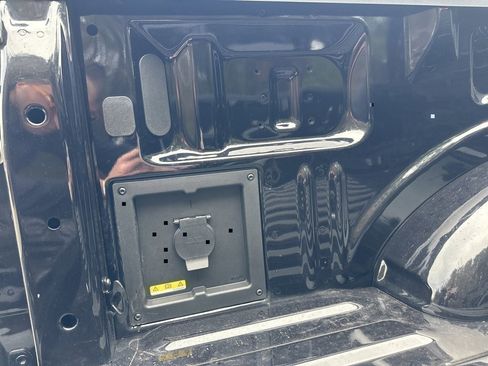 New 2024 Ford F150 Lariat w/ FX4 Off-Road Package image 12