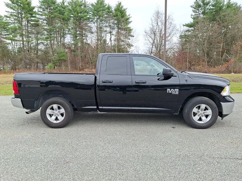 Used 2024 RAM 1500 Classic SLT image 12