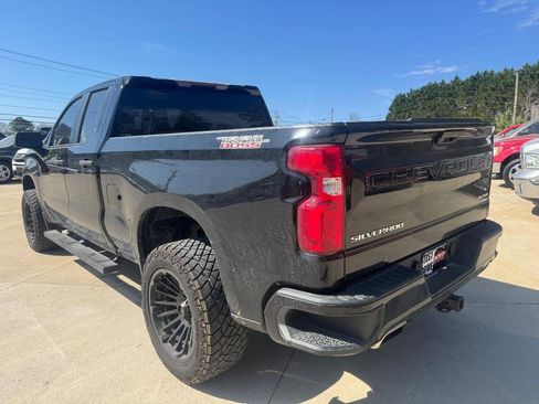 Used 2019 Chevrolet Silverado 1500 Custom Trail Boss image 4