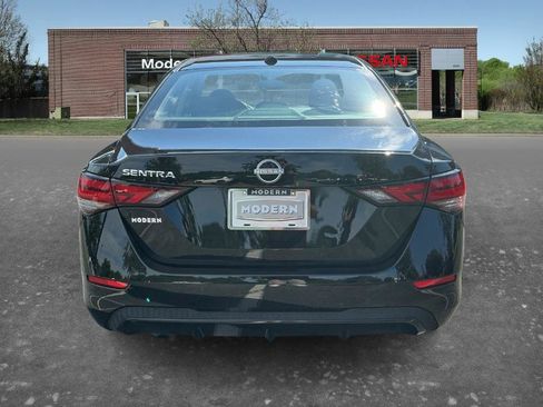 Certified 2025 Nissan Sentra SV FWD image 3