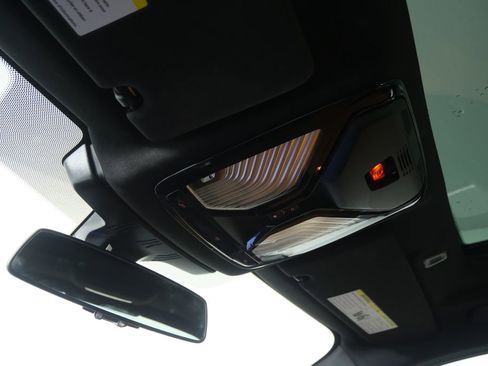 Certified 2023 BMW 530i w/ Premium Package image 20