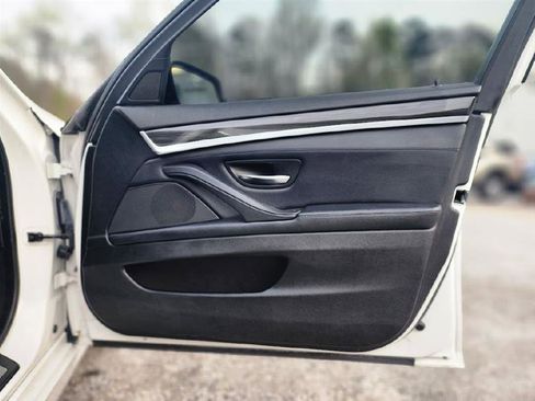 Used 2014 BMW 535d Sedan RWD image 16