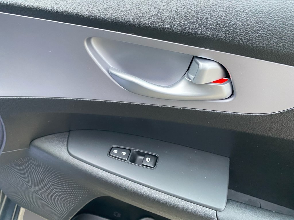 Certified 2024 Kia Forte LXS FWD image 13