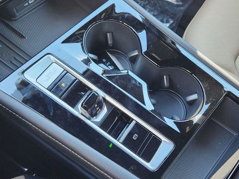 New 2026 Volkswagen Atlas Cross Sport SE image 10