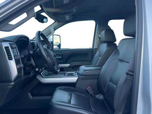 Certified 2018 Chevrolet Silverado 2500 LTZ w/ Duramax Plus Package image 8