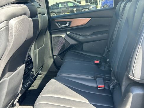 Used 2022 Acura MDX SH-AWD image 12