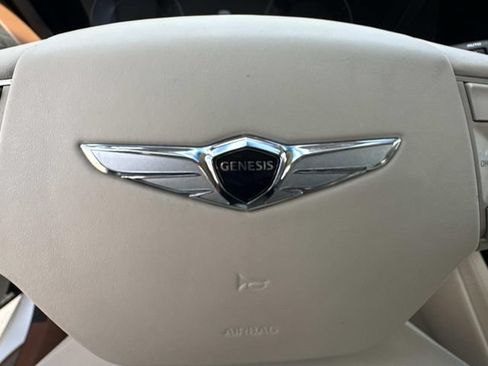 Used 2020 Genesis G90 3.3T Premium RWD image 40