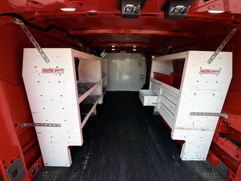 Used 2020 Ford Transit 250 Low Roof RWD image 15
